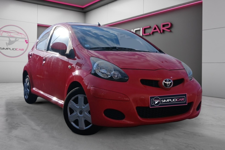 TOYOTA AYGO