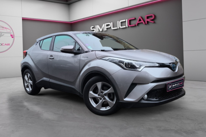 TOYOTA C-HR HYBRIDE