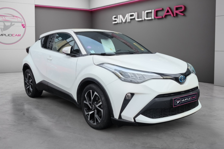 TOYOTA C-HR HYBRIDE RC18