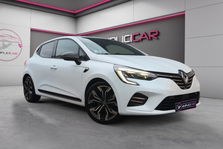 RENAULT CLIO V