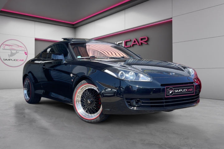 HYUNDAI COUPE