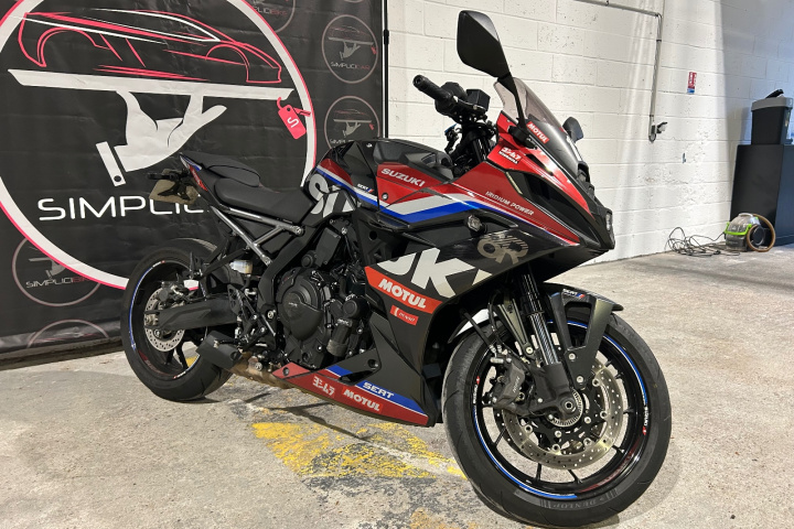 SUZUKI GSX