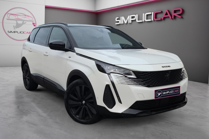 PEUGEOT 5008